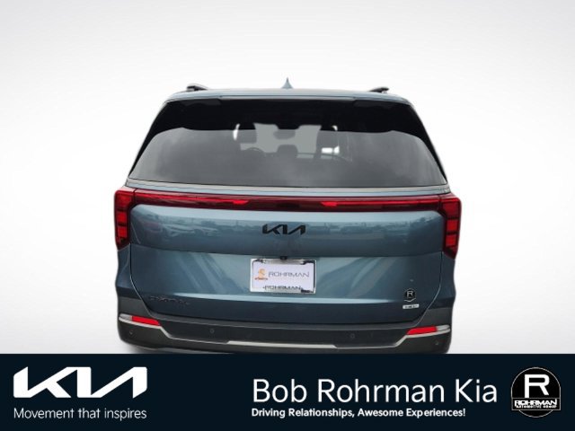 Used 2025 Kia Carnival SX w/ SX Dark Edition Package FWD image 6