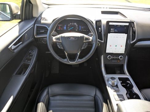 Used 2021 Ford Edge SEL w/ Convenience Package image 30