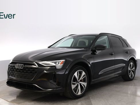 Used 2024 Audi Q8 e-tron Premium AWD/4WD image 2