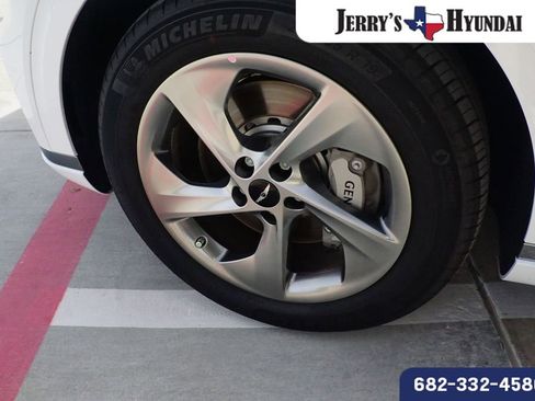 Certified 2026 Genesis GV70 2.5T AWD/4WD image 7