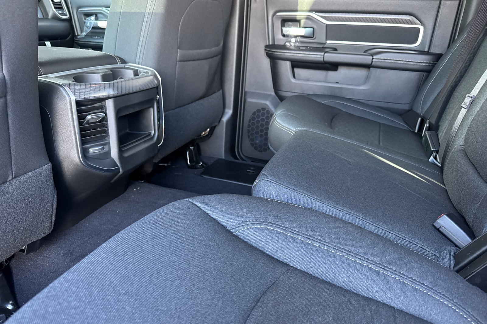 New 2026 RAM 3500 Big Horn AWD/4WD image 11