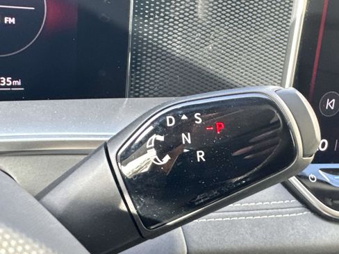 New 2026 Volkswagen Tiguan SE image 23