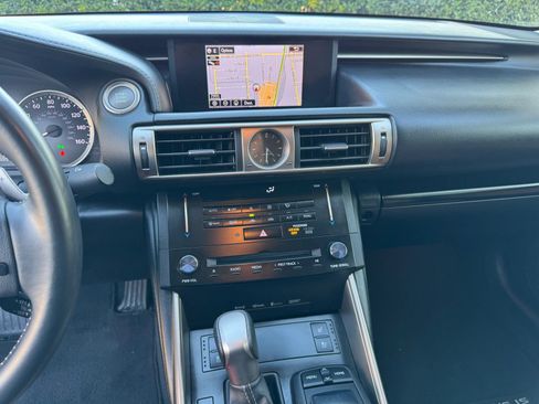 Used 2014 Lexus IS 350 w/ Navigation Package RWD image 18