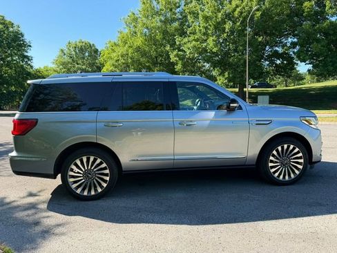 Used 2020 Lincoln Navigator Reserve w/ Luxury Package AWD/4WD image 10