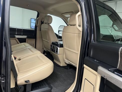 Used 2021 Ford F250 Lariat w/ Lariat Ultimate Package image 49