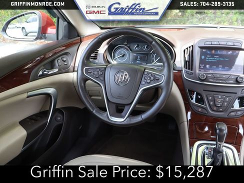 Certified 2017 Buick Regal Premium w/ Driver Confidence Package #1 FWD image 21