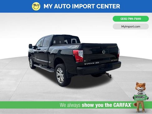 Used 2018 Nissan Titan SV w/ SV Convenience Package AWD/4WD image 5