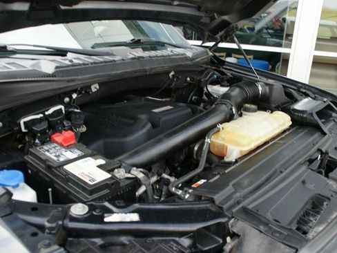 Used 2018 Ford F150 Raptor w/ Equipment Group 801A Mid image 13