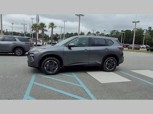 New 2026 Nissan Rogue SV image 21