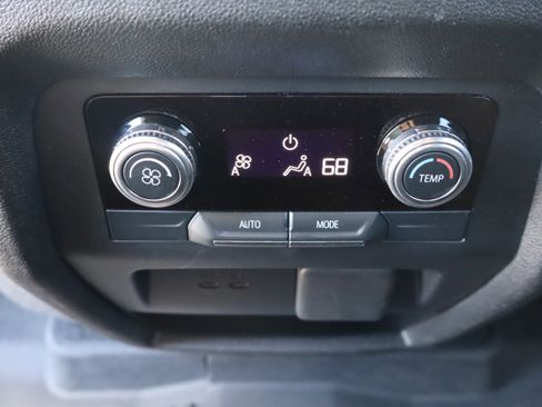 Used 2024 GMC Acadia Elevation w/ Black Edition image 31