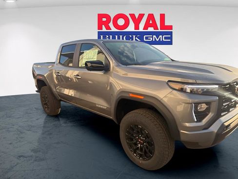 New 2026 GMC Canyon Elevation w/ Convenience Package image 3