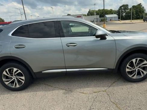 Used 2023 Buick Envision Essence AWD/4WD image 7