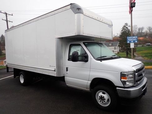 New 2026 Ford E-450 and Econoline 450 Super Duty w/ Power Equipment Group image 8