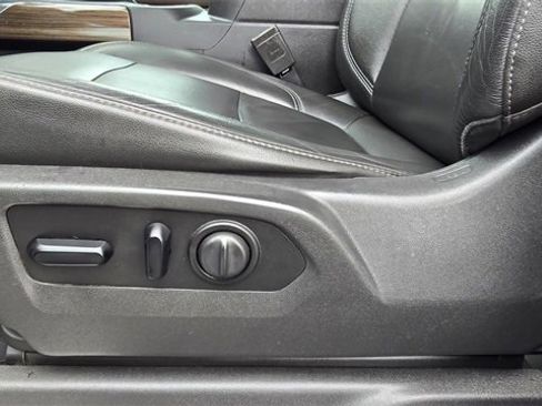 Used 2019 Chevrolet Silverado 1500 LT Trail Boss image 16