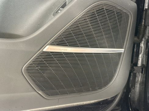 Used 2021 Audi Q7 3.0T Prestige image 26