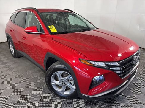 Used 2023 Hyundai Tucson SEL FWD image 2