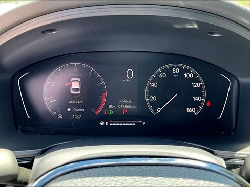 Used 2025 Honda Civic Sport image 25