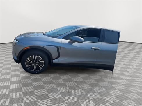 New 2025 Chevrolet Blazer EV LT image 5