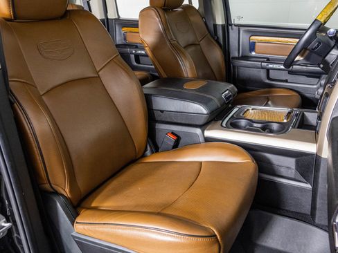 Used 2018 RAM 2500 Longhorn w/ Convenience Group image 43