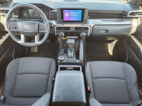 Certified 2025 Toyota Tacoma SR5 image 19