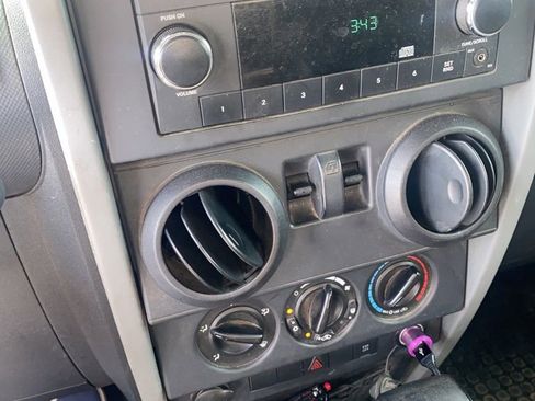 Used 2009 Jeep Wrangler X AWD/4WD image 6