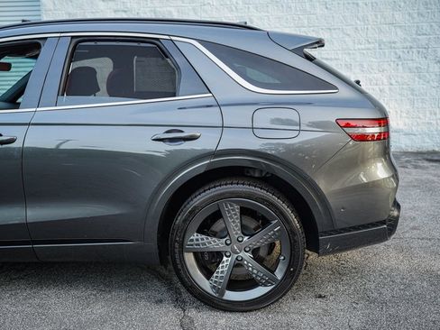Used 2024 Genesis GV70 2.5T w/ Sport Prestige Package AWD/4WD image 11