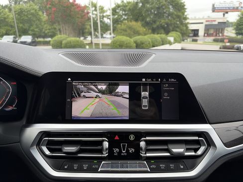 Used 2019 BMW 330i xDrive Sedan AWD/4WD image 24