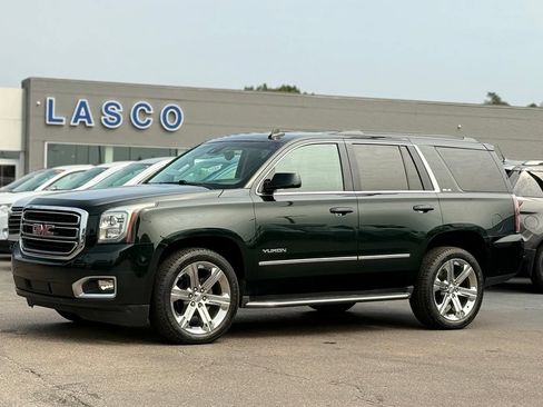 Used 2016 GMC Yukon SLE w/ HD Trailering Package AWD/4WD image 1