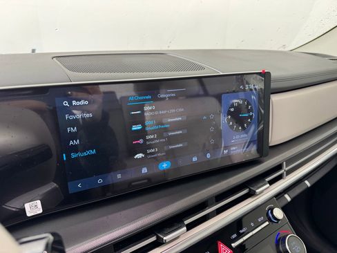 Used 2026 Hyundai Santa Fe SEL image 15