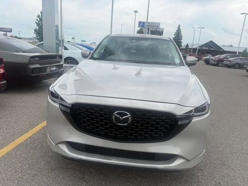 Used 2025 MAZDA CX-5 AWD 2.5 S w/ Preferred Package image 2