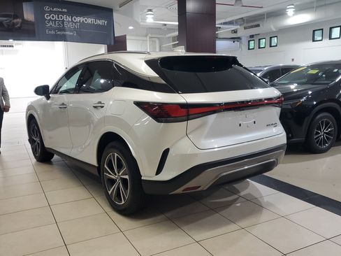 Used 2024 Lexus RX 350h image 6