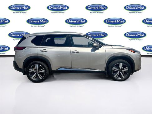 Used 2021 Nissan Rogue Platinum image 9