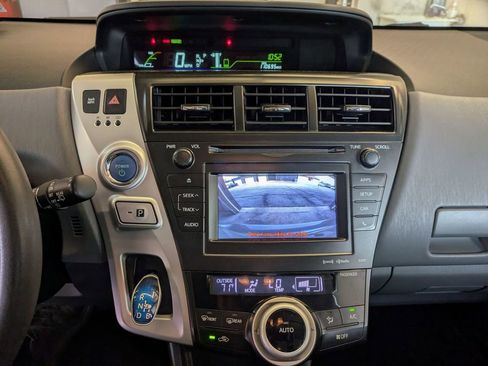 Used 2012 Toyota Prius V Three image 15