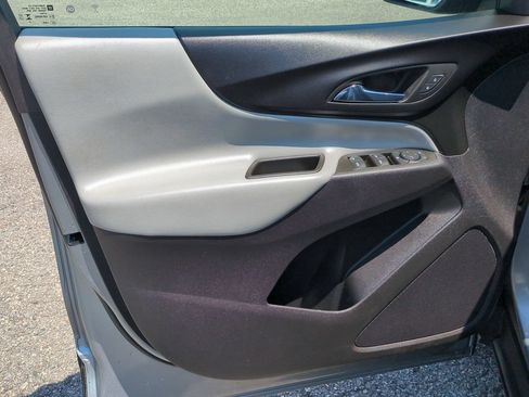 Used 2023 Chevrolet Equinox LS w/ LPO, Cargo Package FWD image 18