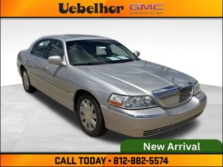 Used 2004 Lincoln Town Car Ultimate RWD 360° Tour