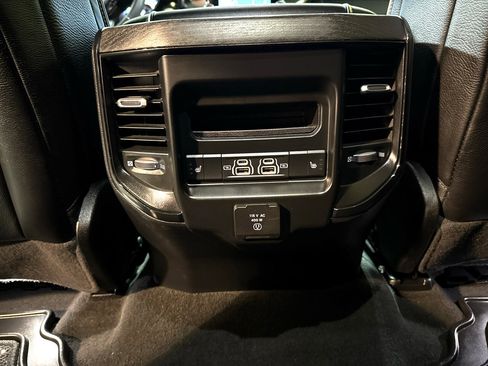 Used 2022 RAM 1500 Limited w/ Body Color Bumper Group image 36