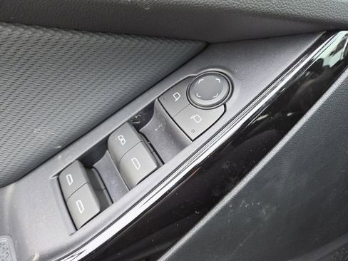 New 2026 Chevrolet Equinox LT w/ Convenience Package II image 10