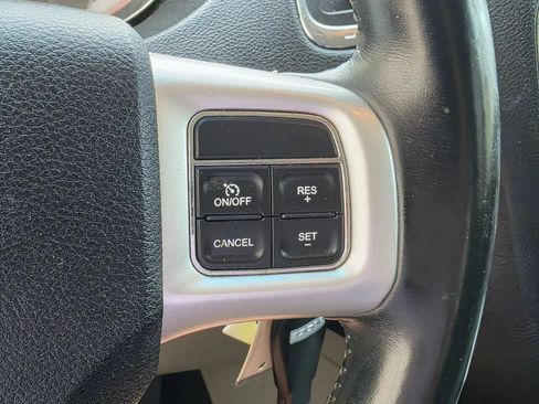 Used 2017 Dodge Grand Caravan SE w/ Power Window Group FWD image 15