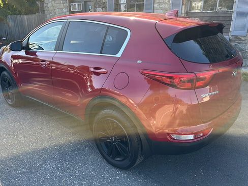 Used 2017 Kia Sportage LX AWD/4WD image 10