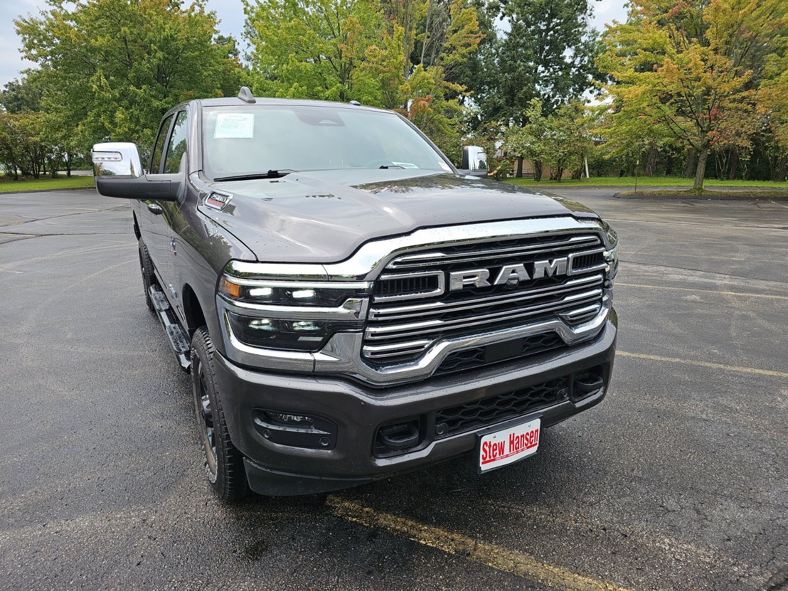 Used 2025 RAM 2500 Laramie AWD/4WD image 8