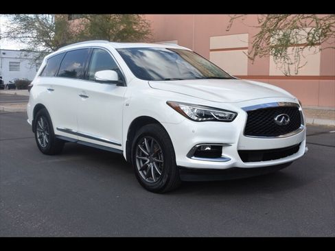 Used 2017 INFINITI QX60 FWD image 2
