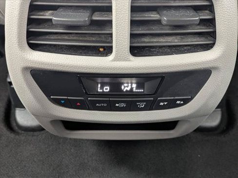 Used 2020 Honda Pilot EX image 16