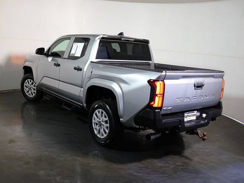 Used 2024 Toyota Tacoma SR AWD/4WD image 2