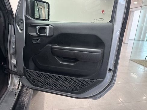 Used 2021 Jeep Wrangler Sport AWD/4WD image 41