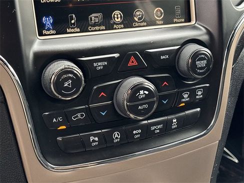 Used 2017 Jeep Grand Cherokee Laredo w/ Quick Order Package 23E image 26