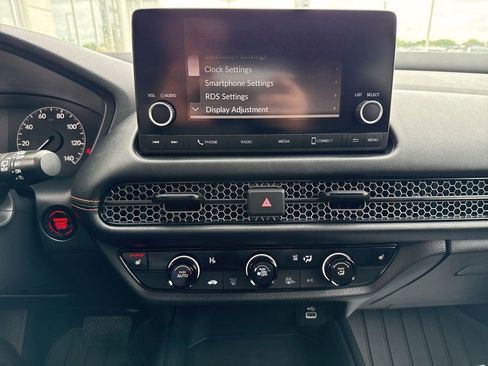 Certified 2023 Honda HR-V Sport image 16