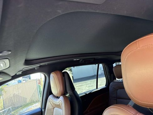 Certified 2023 Lincoln Aviator Reserve w/ Equipment Group 201A image 34