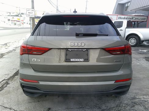 Used 2025 Audi Q3 2.0T Premium image 5