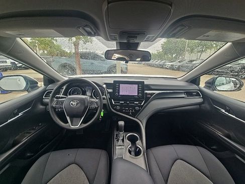 Used 2022 Toyota Camry LE FWD image 26