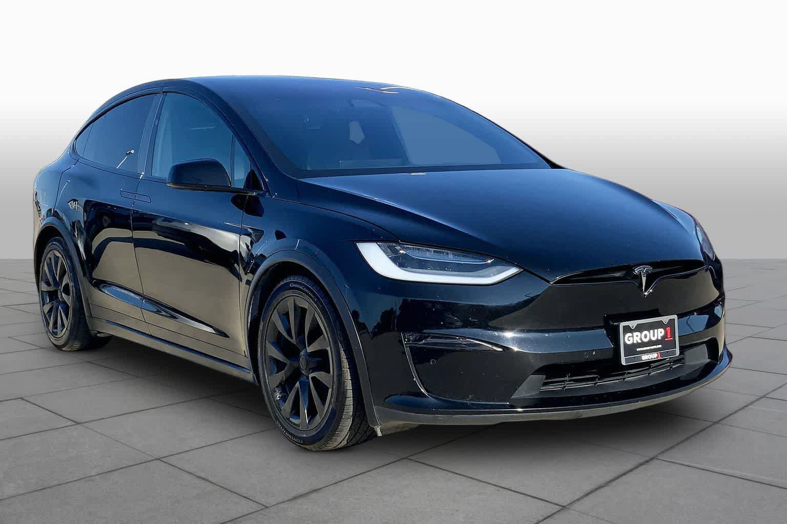 Used 2022 Tesla Model X AWD/4WD image 2